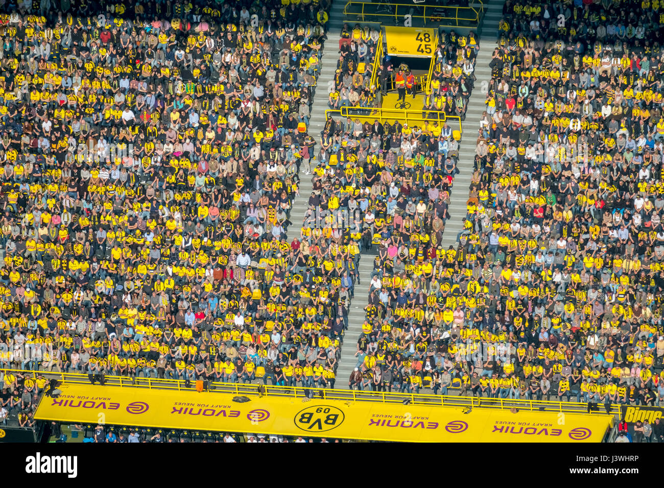 Stand avec l'entraîneur de l'Est, vue à partir de la banque d'avion BVB BVB, stade contre TSG Hoffenheim, Signal Iduna Park, stade de BVB, Westfalenstadion, Bundeslig Banque D'Images