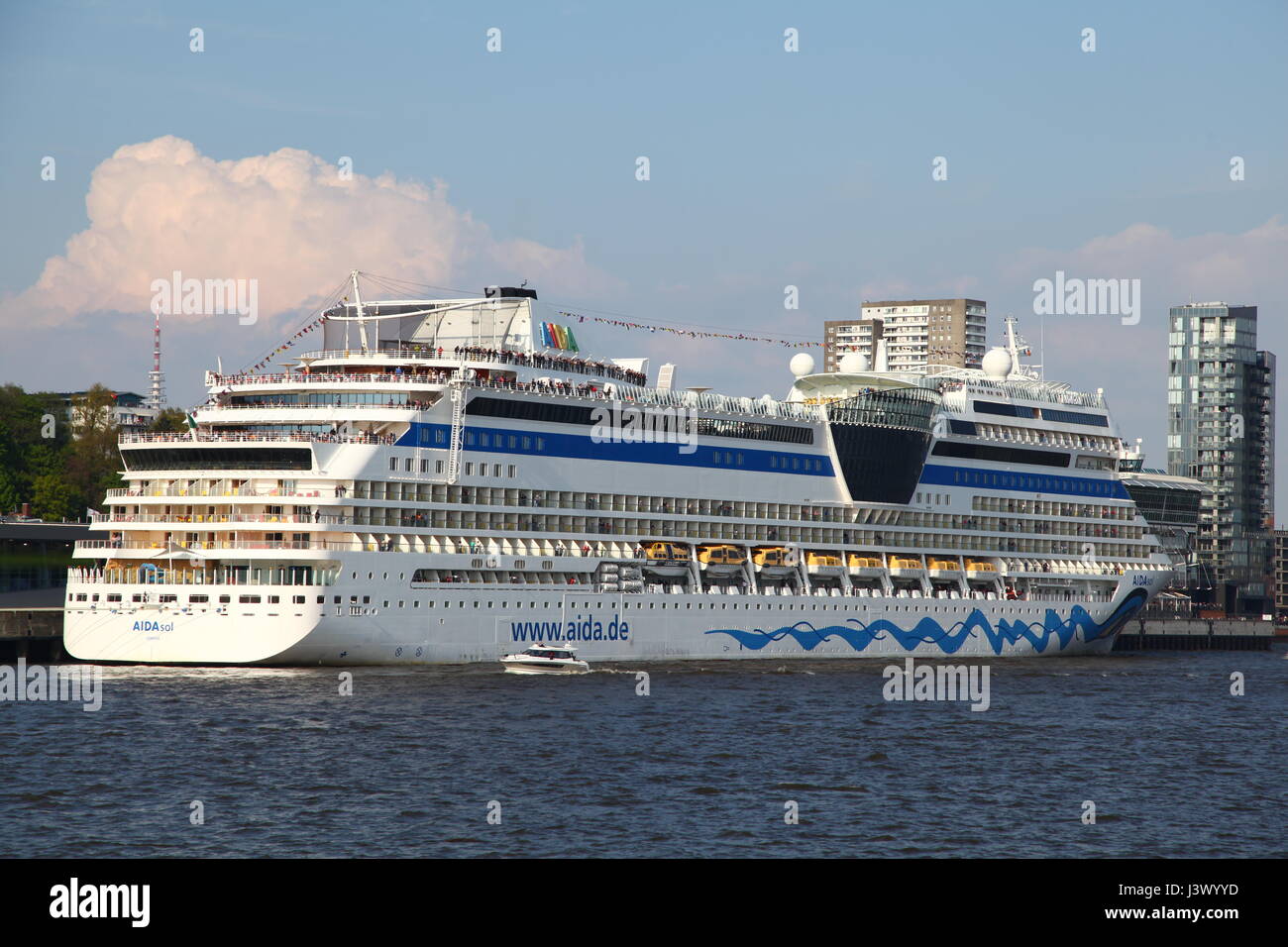 Hambourg, Allemagne. 7 mai, 2017. 828e anniversaire de l'impressions du port de Hambourg 2017, dernier jour, l'Allemagne Crédit : Wibke Woyke/Alamy Live News Banque D'Images