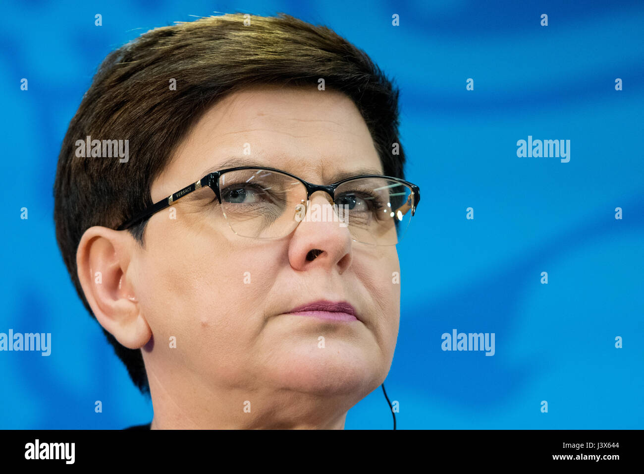 Tallinn, Estonie, 8 mai 2017. Premier Ministre de la Pologne Beata Szydlo adresses les médias après qu'elle a rencontré le Premier Ministre d'Estonie Juri Ratas, Premier Ministre de Lettonie Maris Kucinskis et Premier Ministre de Lituanie Saulius Skvernelis à Tallinn. Les thèmes de la réunion ont été la sécurité régionale, la communauté de l'énergie, transports en commun et l'avenir de l'Union européenne. Crédit : Nicolas Bouvy/Alamy Live News Banque D'Images