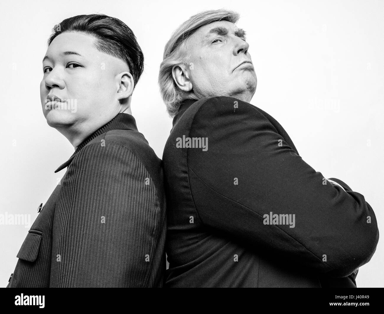 Le président donald trump et sosie dirigeant suprême de la corée du nord kim jong un shoot portrait sosie une histoire damour improbable de deux