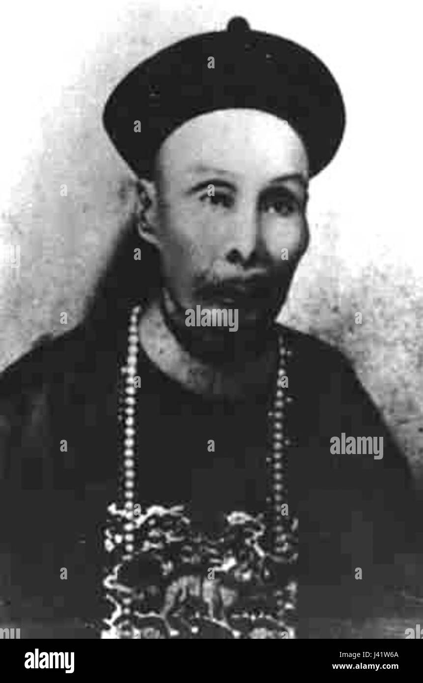 Liu Yongfu était un chef militaire chinois et une figure clé de la fin de la dynastie Qing. Connu pour son rôle dans la défense des intérêts chinois pendant la guerre sino-française, son héritage comprend son leadership dans l'armée du drapeau noir et ses efforts pour résister à l'agression étrangère dans le sud de la Chine. Banque D'Images