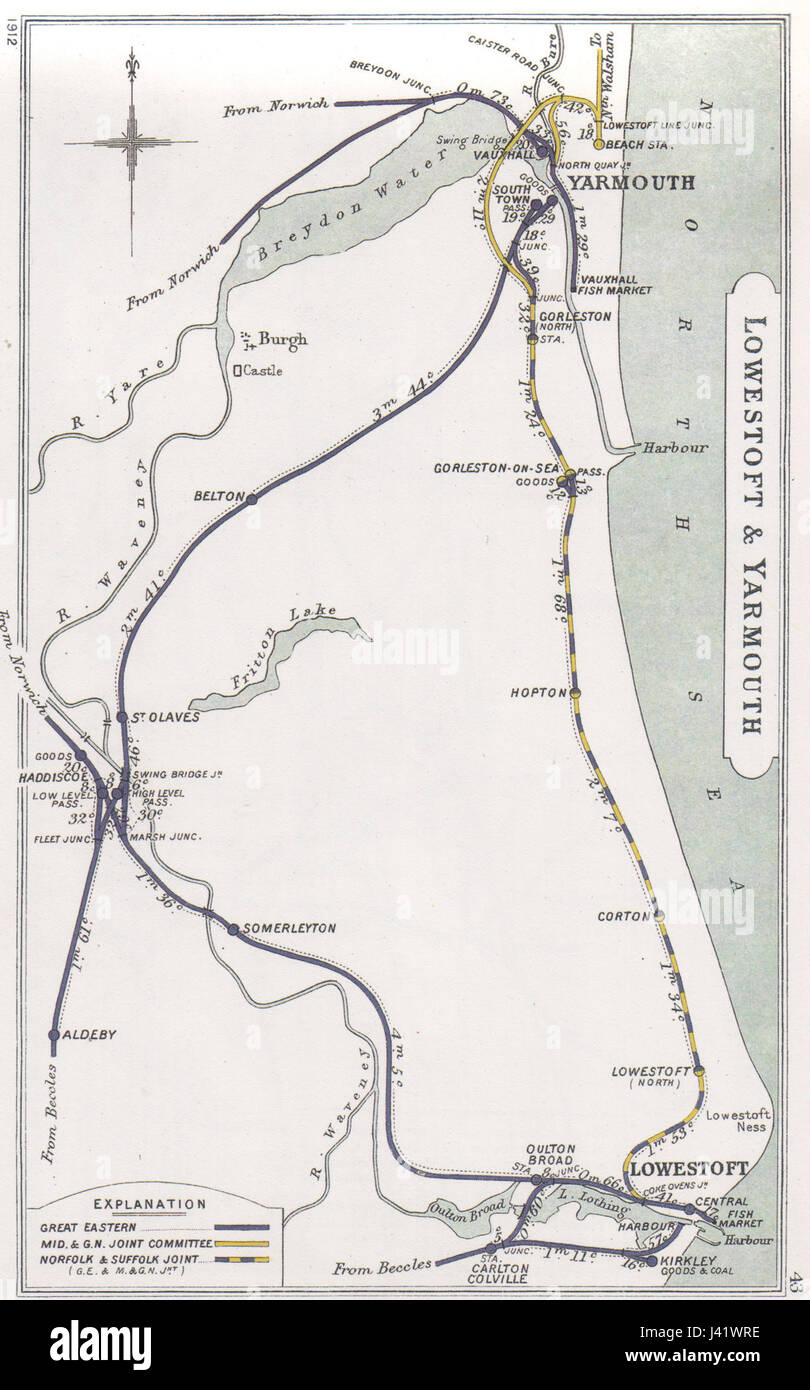 Lowestoft et Yarmouth étaient des endroits clés dans l'est de l'Angleterre au cours des XIXe et XXe siècles. Connues pour leur importance maritime, les deux villes ont contribué à l'histoire navale de l'Angleterre, Lowestoft étant également remarquable pour son industrie de la pêche et Yarmouth pour ses stations touristiques et balnéaires. Banque D'Images