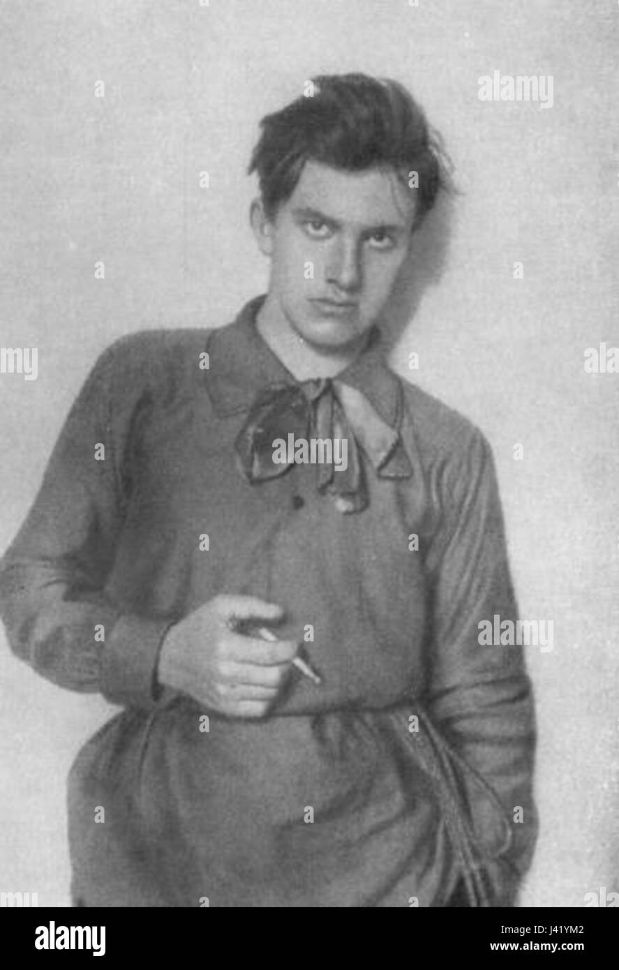 Vladimir Maïakovski (1893â€"1930) était un éminent poète et dramaturge russe, connu pour ses contributions au futurisme et à la littérature soviétique. Ses œuvres à partir de 1910 ont contribué à façonner la culture d'avant-garde russe. Banque D'Images