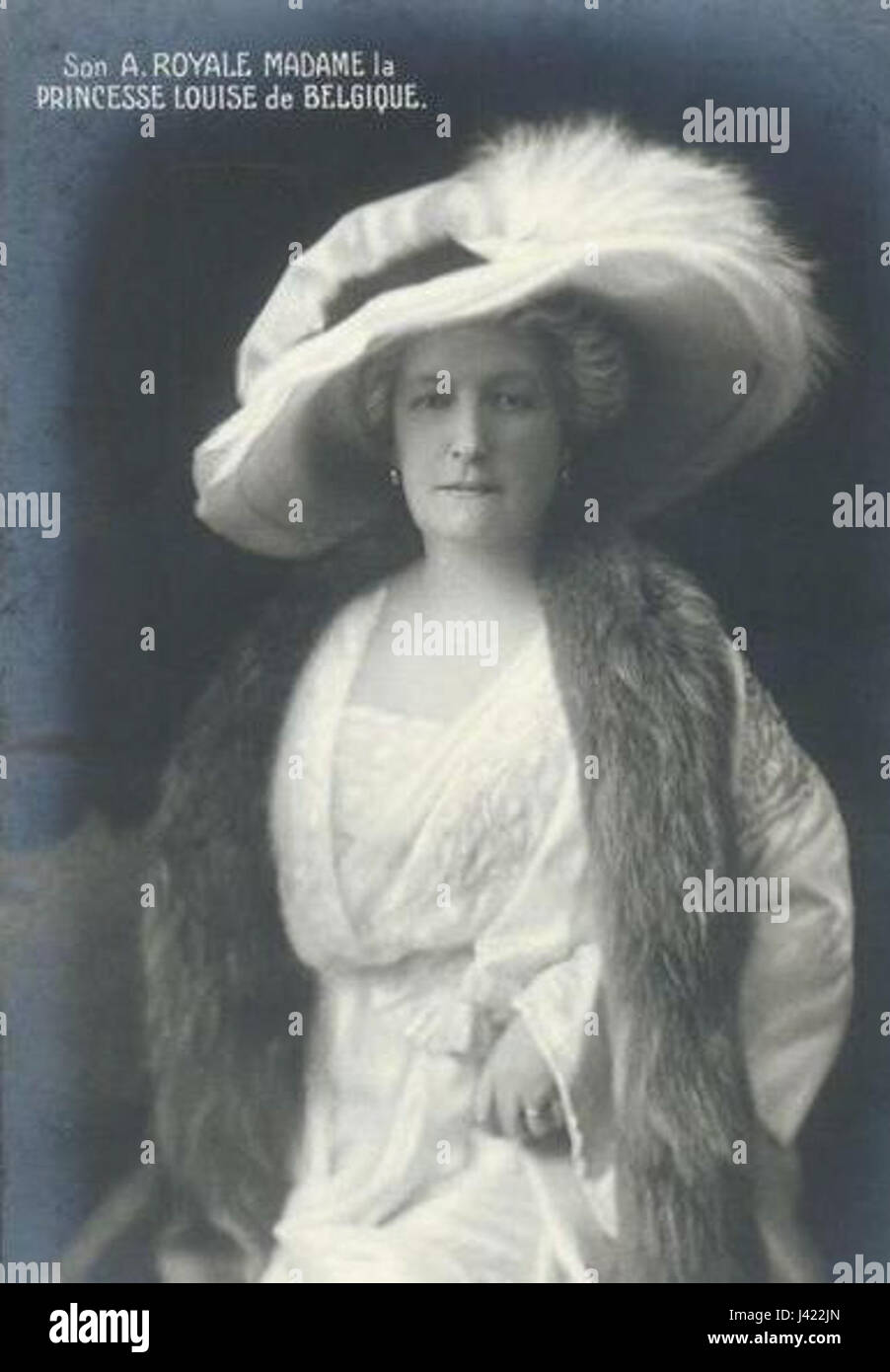 Louise de Belgique, figure éminente de l'histoire belge, était connue pour sa lignée royale et ses contributions à la politique et à la culture européennes. Fille du roi Léopold II, elle joue un rôle important dans la monarchie belge. Banque D'Images