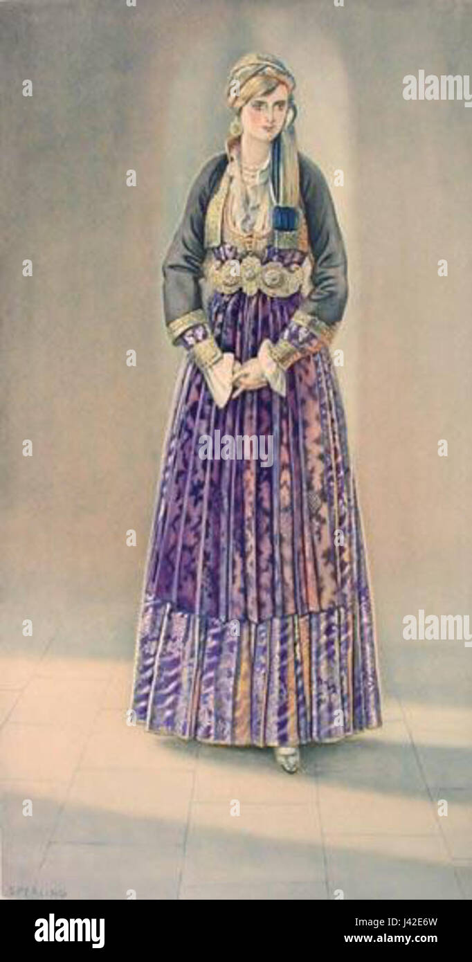 Le 'costume grec macédonien' se réfère à la tenue traditionnelle de la région de Macédoine en Grèce. Le costume est connu pour ses conceptions élaborées et son importance culturelle dans l'histoire grecque. Banque D'Images