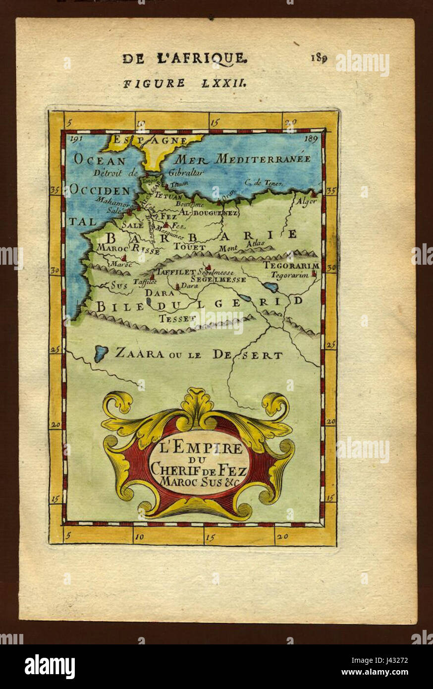 Une carte du Maroc de 1683 offre une perspective géographique du pays à la fin du XVIIe siècle, capturant ses frontières, ses villes et les principaux monuments de la période. Banque D'Images