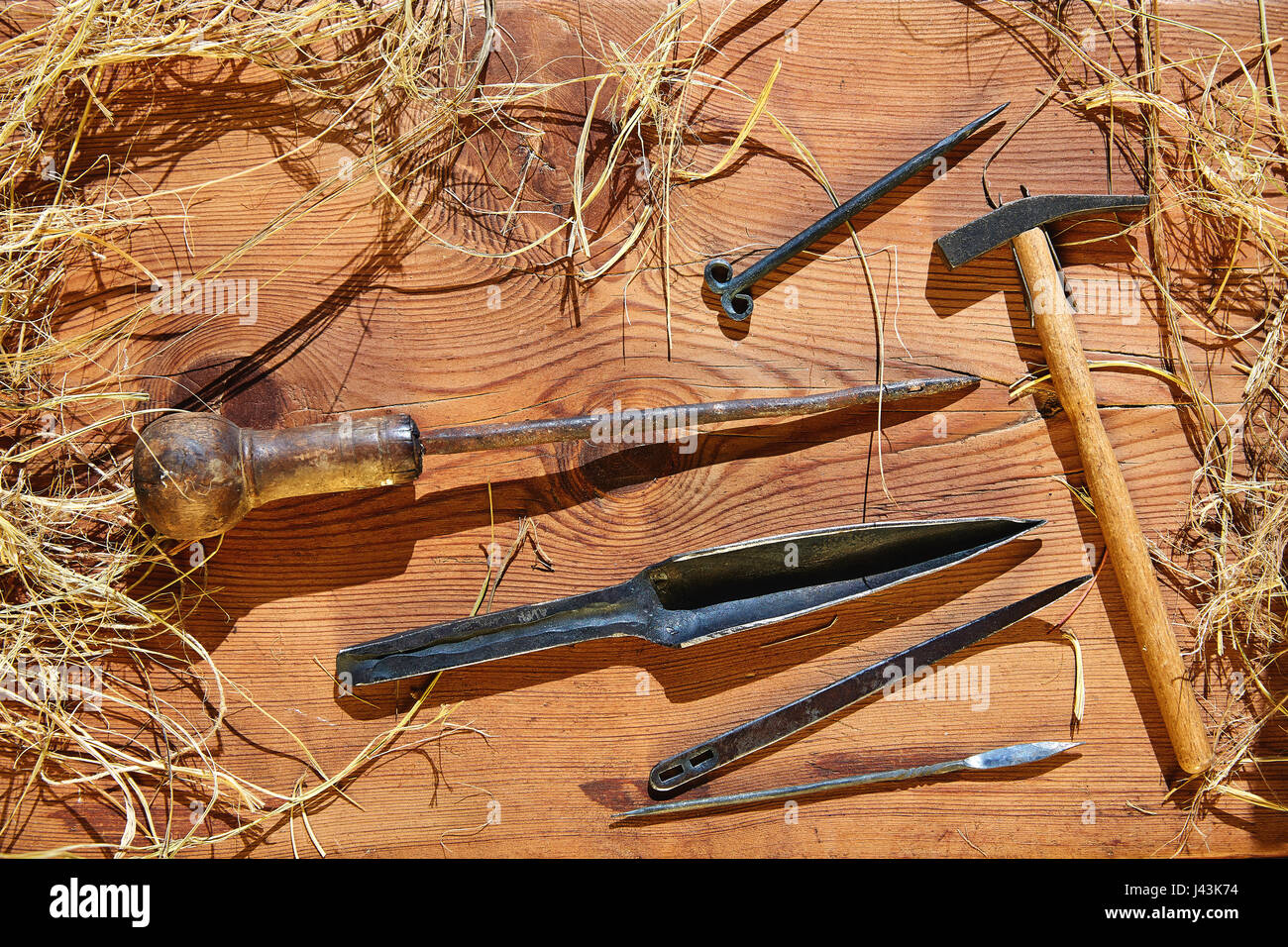 Sparterie halfah atelier d'artisanat traditionnels outils d'herbe Banque D'Images