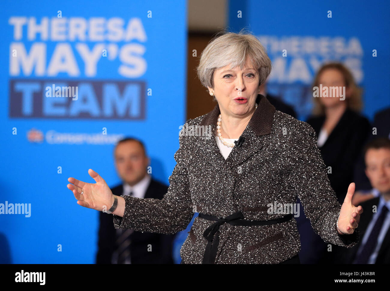 Premier ministre Theresa mai au cours d'une visite de campagne à York Barbican. Banque D'Images