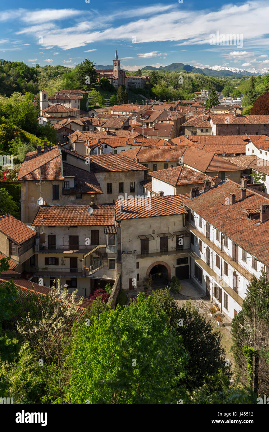 Vue sur la ville médiévale de Castiglione Olona, Province de Varèse, Lombardie, Italie. Banque D'Images