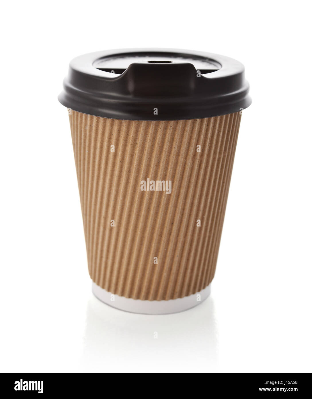 Tasse de café avec réflexion isolated on white with clipping path Banque D'Images