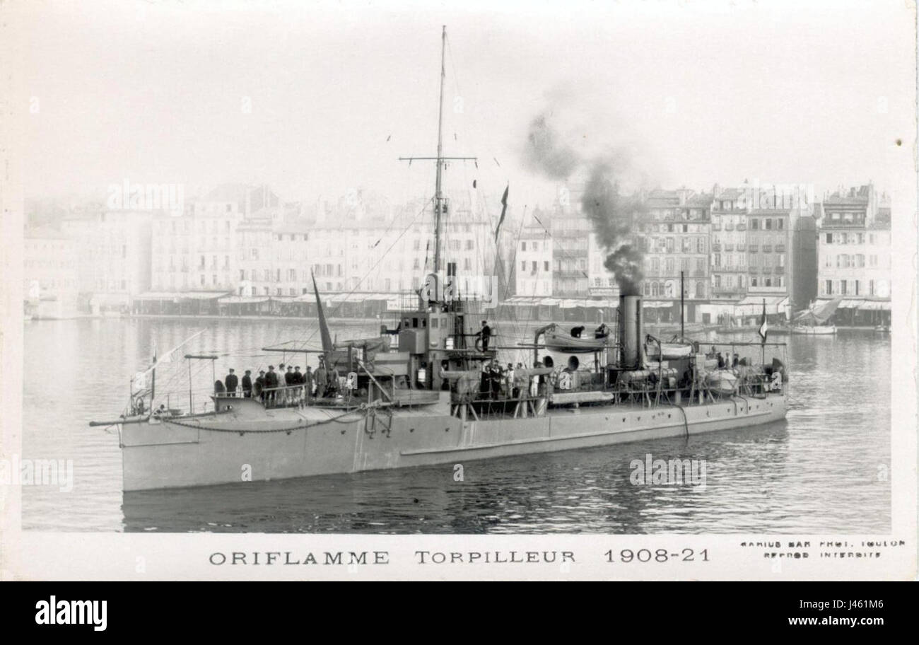 Une référence historique à l'Oriflamme F, un destroyer français, mettant en valeur son rôle et sa conception dans le cadre de l'histoire navale. Banque D'Images