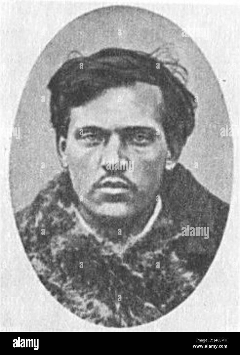 Cela fait référence à une œuvre photographique de Mikhailov, connu pour son style photographique percutant. L'image illustre son approche artistique de la narration visuelle. Banque D'Images