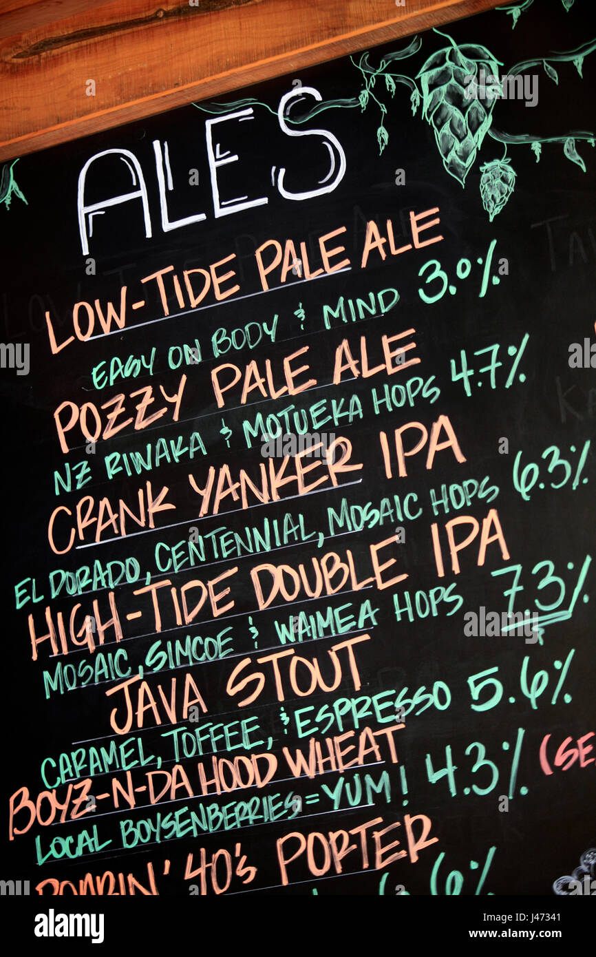 Photo par Tim Cuff - 13 octobre 2016 - liste de la bière à la brasserie Eddyline, Richmond, Nelson, Nouvelle-Zélande : Banque D'Images