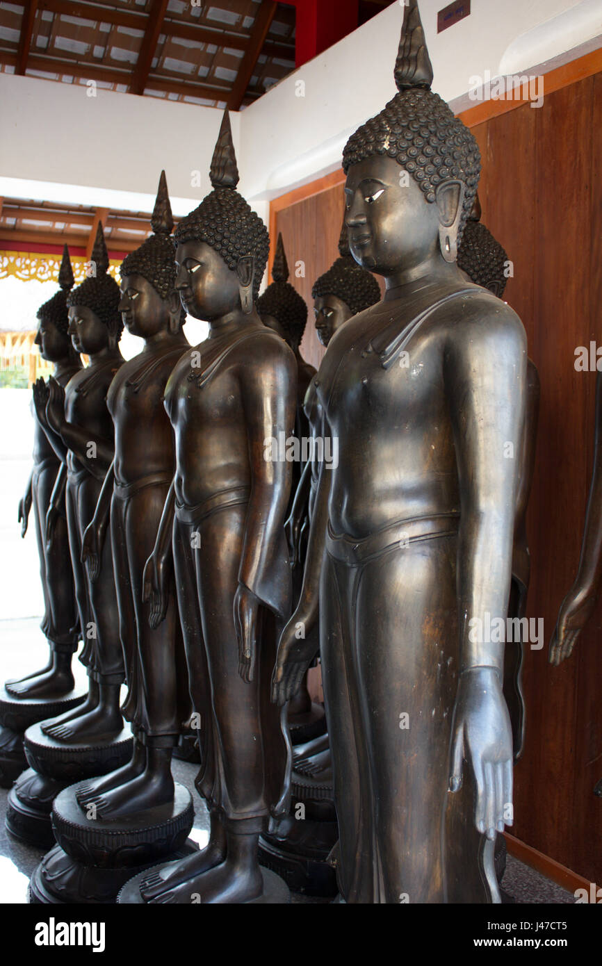 L'article images de Bouddha au temple bouddhiste de Wat Ban Den, Mae Taeng, Chiang Mai, Thaïlande Banque D'Images