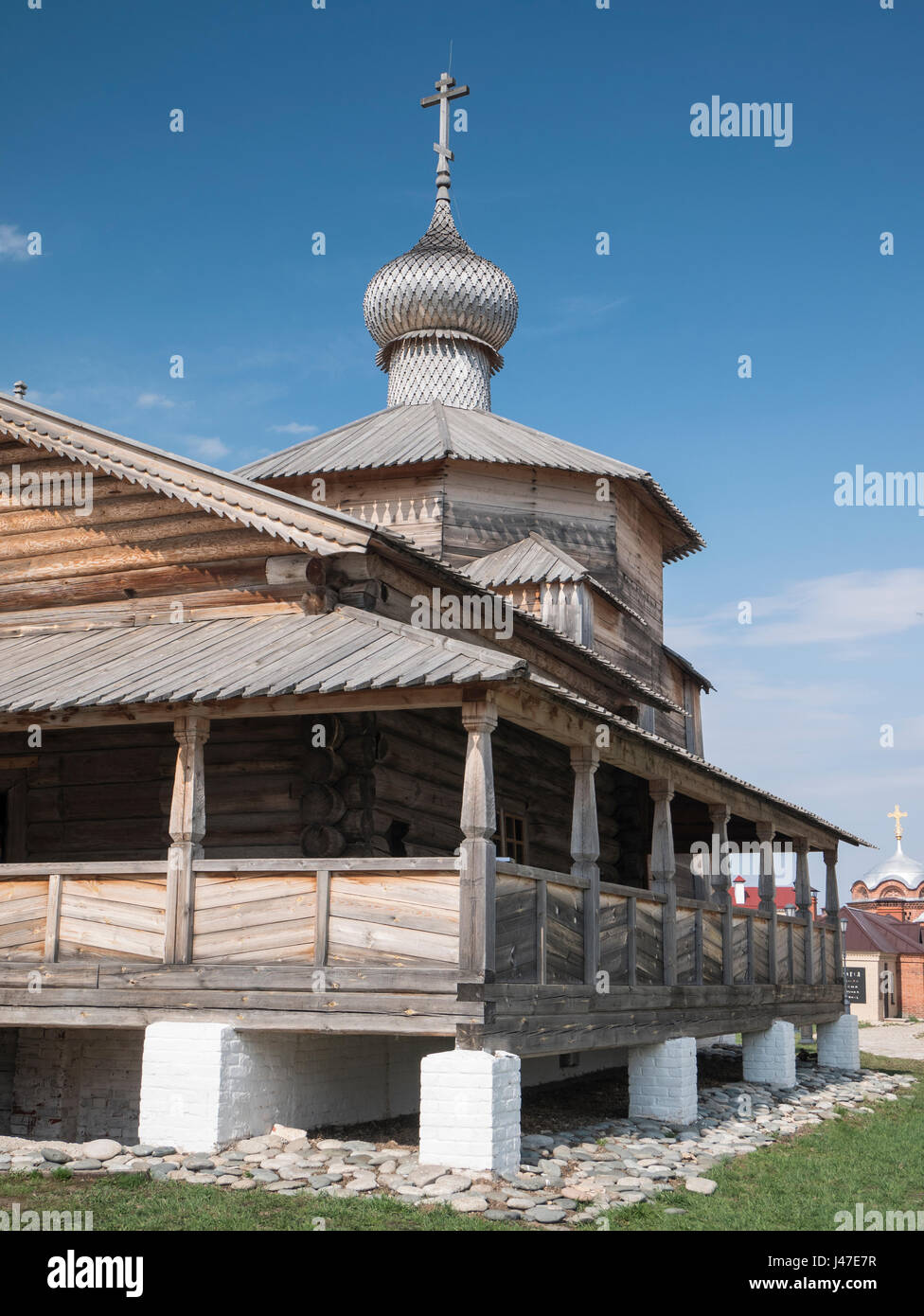 La plus ancienne église de la trinité en bois construit en 1551 sur l'île de sviyazhsk au confluent de la Volga et sviyaga les rivières. Banque D'Images