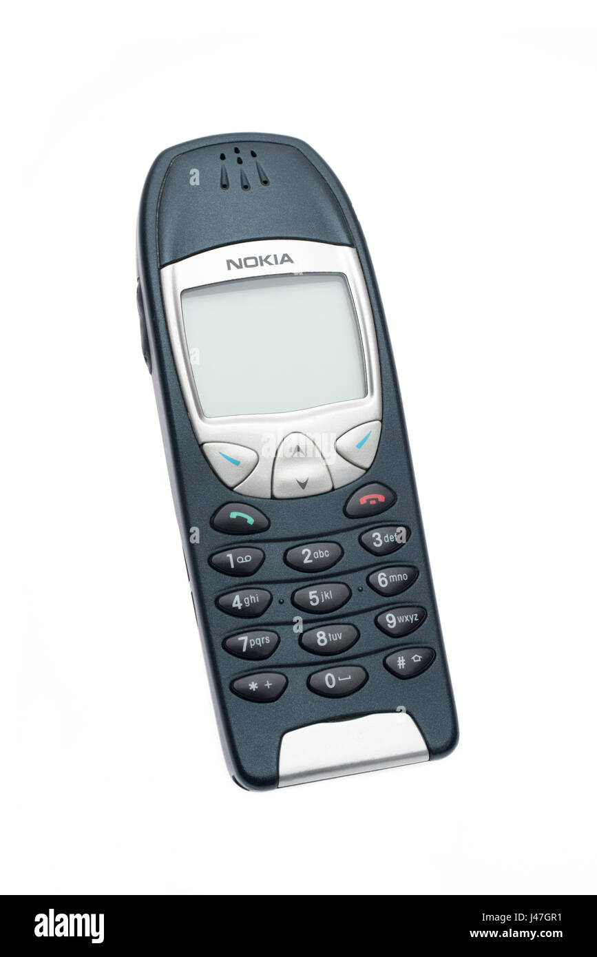 Téléphone mobile Nokia 6210 en vente à partir de 2000 Banque D'Images