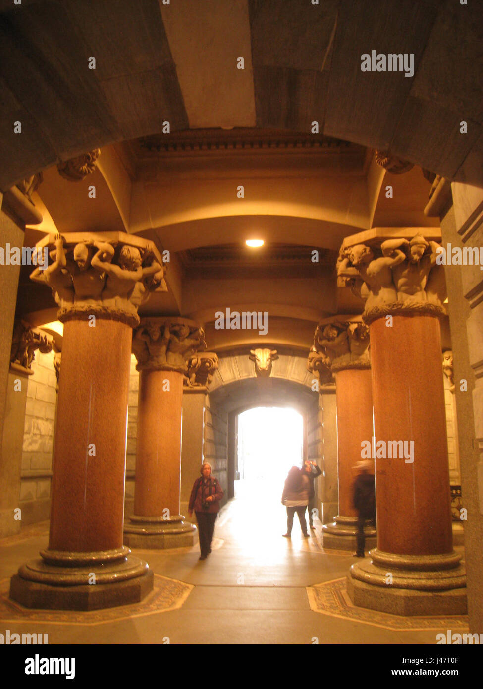 Le pavillon nord de l'hôtel de ville de Philadelphie est une partie historique du bâtiment, mettant en valeur le style architectural du XIXe siècle. Ce pavillon fait partie de la structure emblématique de l'hôtel de ville, conçu par John McArthur Jr. Banque D'Images