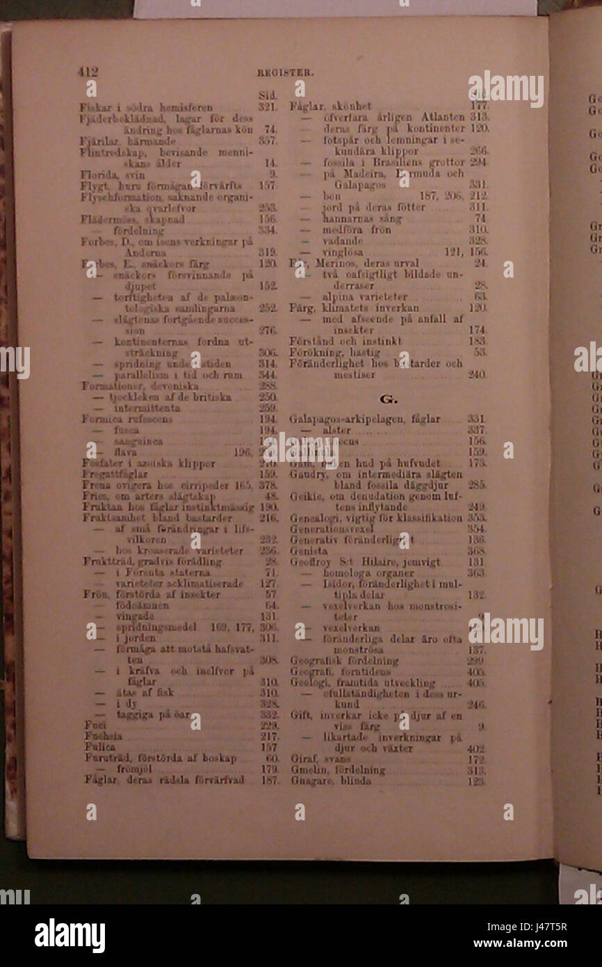 OM arternas uppkomst 412 est un titre suédois, faisant référence à un travail scientifique sur l'origine des espèces, probablement influencé par les théories de Charles Darwin sur l'évolution. Banque D'Images