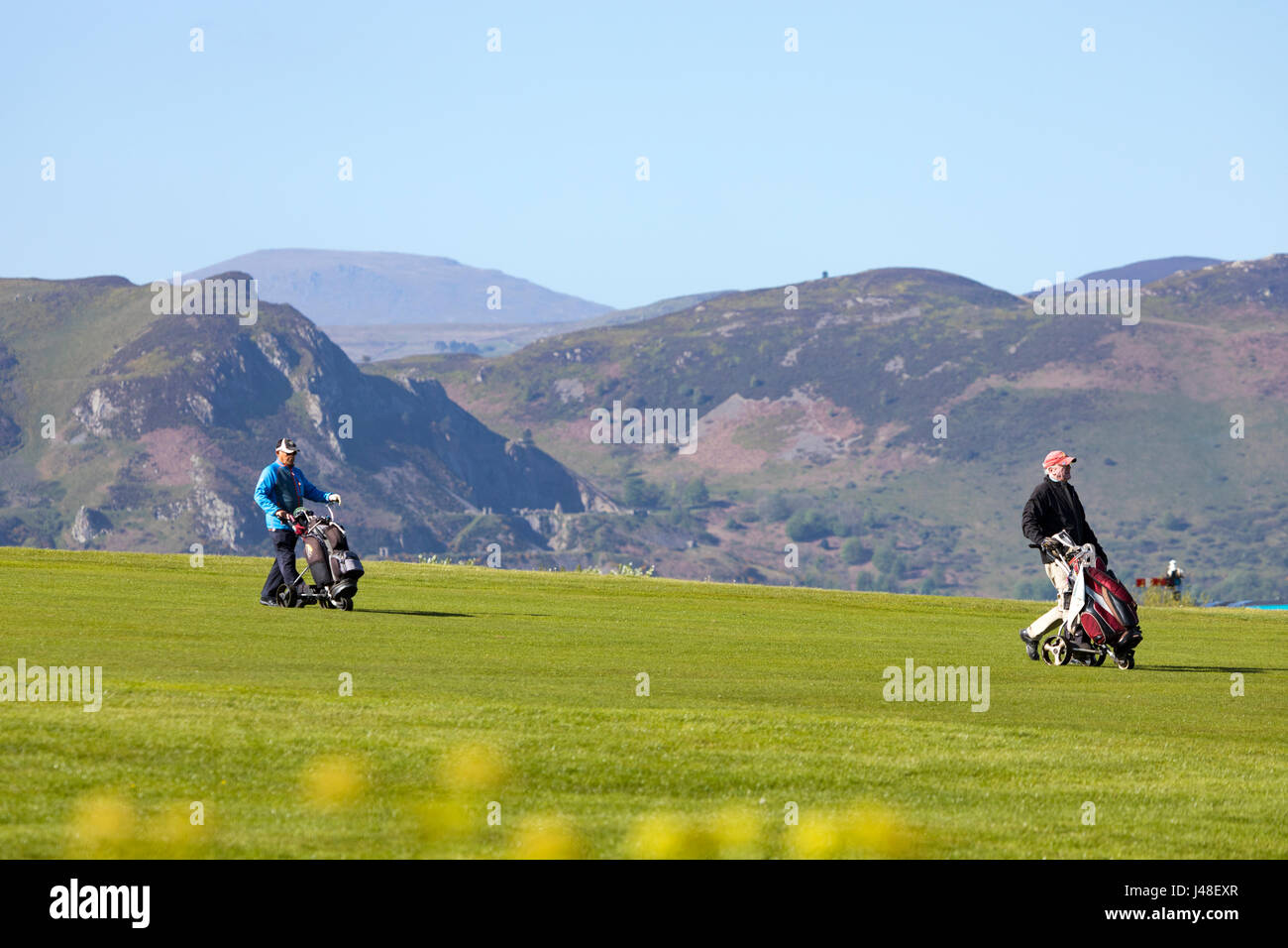 La pittoresque et parcours de golf de Gofl de Llandudno, situé à côté de la mer et dominé par la montagne situé dans le comté de Conwy, au nord du Pays de Galles Banque D'Images