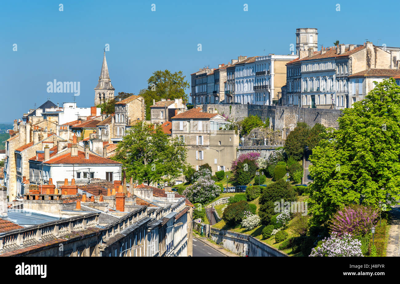 Paysage urbain d'Angoulême, France Banque D'Images