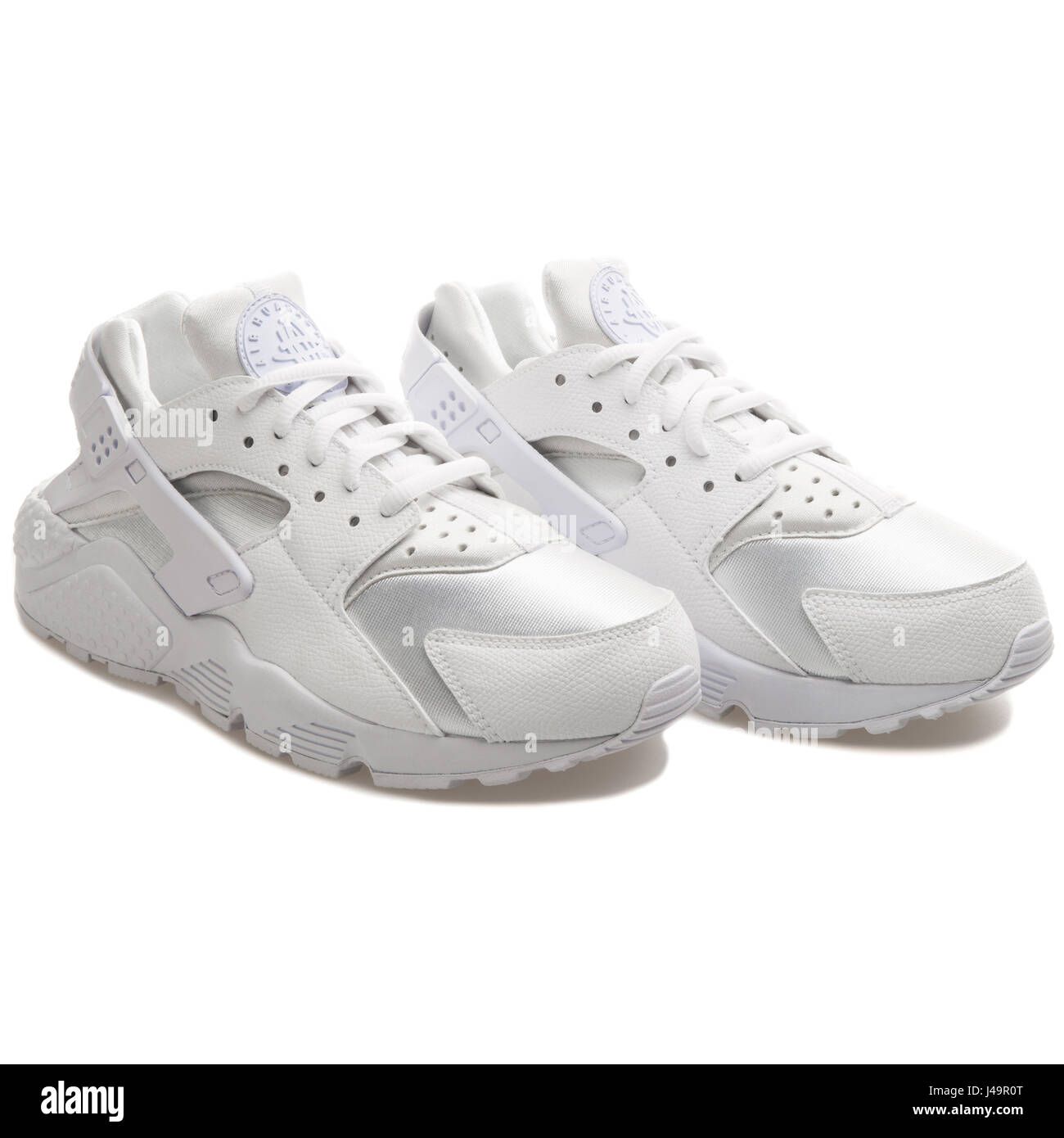 Nike Air Huarache courir WMN White - 634835-106 Photo Stock - Alamy