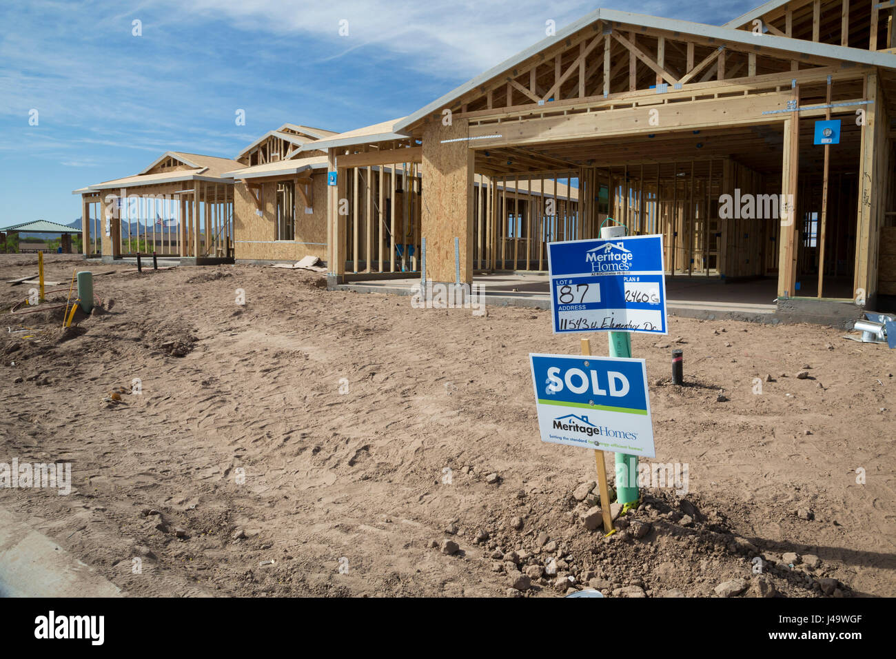Marana, Arizona - construction rapide de nouvelles subdivisions accueil dans le banlieue Nord-ouest de Tucson. Le désert était auparavant une terre agricole. Banque D'Images