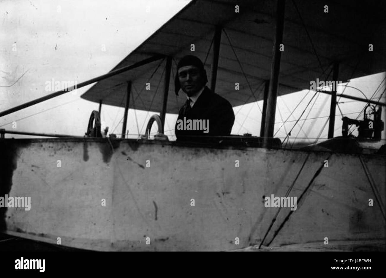 Renauxavion fait référence à un aéronef spécifique ou à une entité liée à l'aviation, bien qu'il manque une description détaillée. Probablement une référence à l'aviation historique ou à un aéronef spécifique. Banque D'Images
