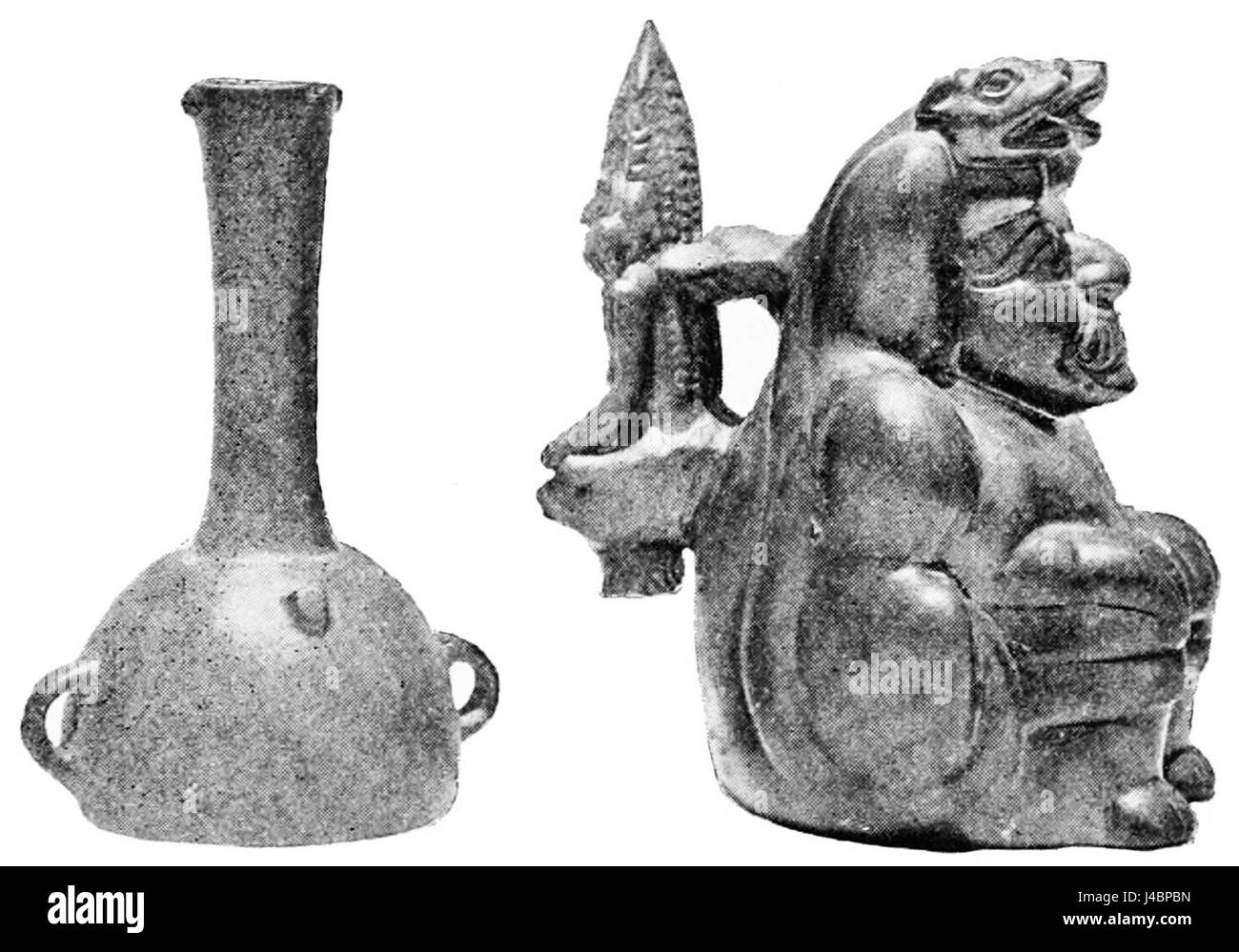 PSM V49 D671 est une référence aux bouteilles de poterie de Chiriqui, Panama, mettant en valeur l'artisanat indigène de la région, avec des conceptions complexes qui reflètent le patrimoine culturel et artistique de la région. Banque D'Images