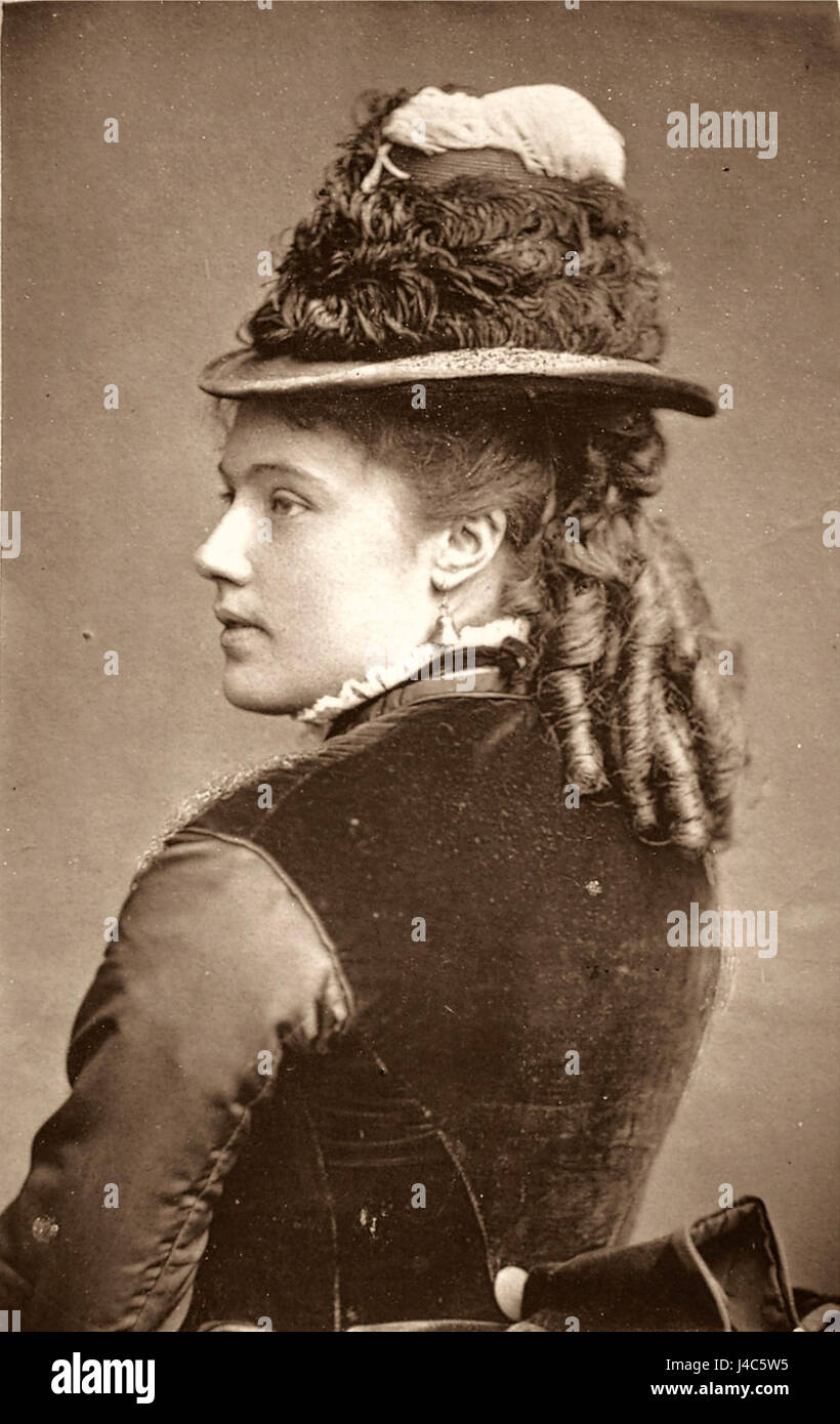 Rose Coghlan était une actrice anglaise connue pour ses représentations théâtrales à la fin du XIXe siècle et au début du XXe siècle, en particulier à Broadway et dans le West End de Londres. Banque D'Images
