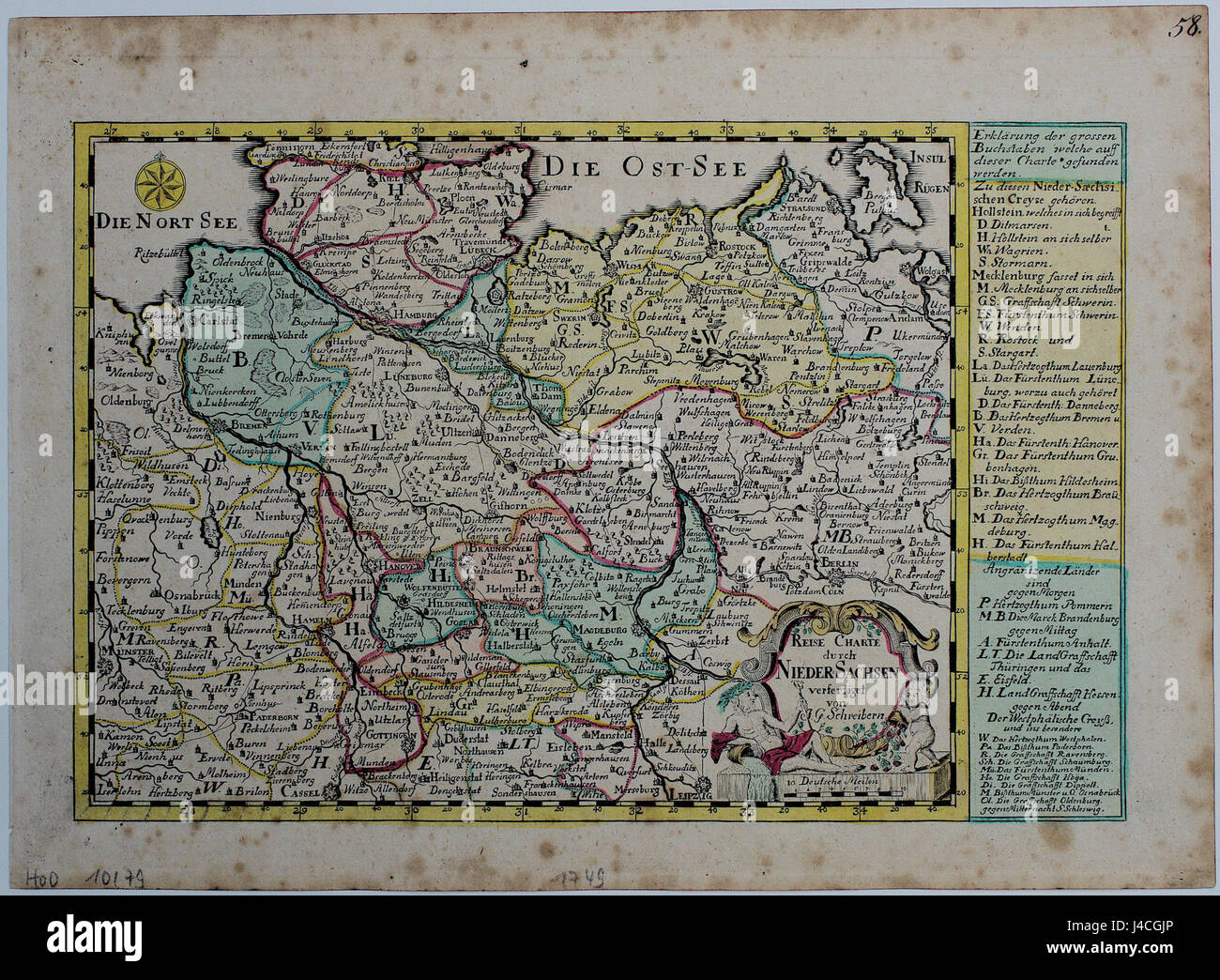 Le 'Reisekarte Niedersachsen' est une carte de voyage détaillant la région de basse-Saxe (Niedersachsen) dans le nord de l'Allemagne. Publié par Schreiber, il offre des caractéristiques géographiques détaillées, des itinéraires de transport et des points d'intérêt, fournissant un guide complet pour les voyageurs explorant la région. Banque D'Images