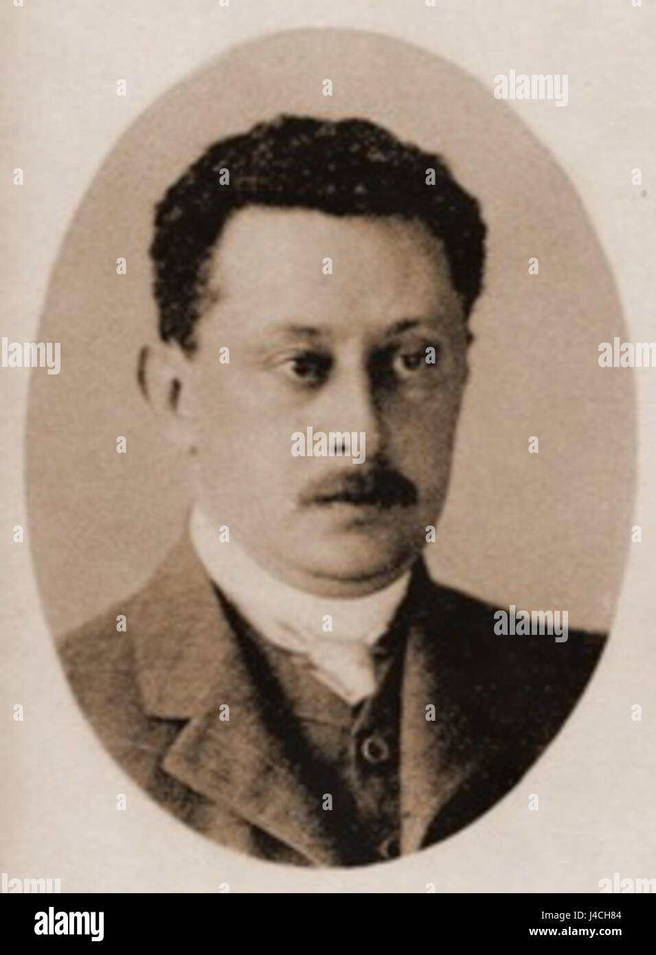 Pokrovskiy et ses associés font référence à une collection ou à des œuvres d'un artiste ou d'un groupe russe. Plus de contexte est nécessaire pour préciser la nature exacte de ce travail, éventuellement lié à l'histoire de l'art soviétique ou russe. Banque D'Images