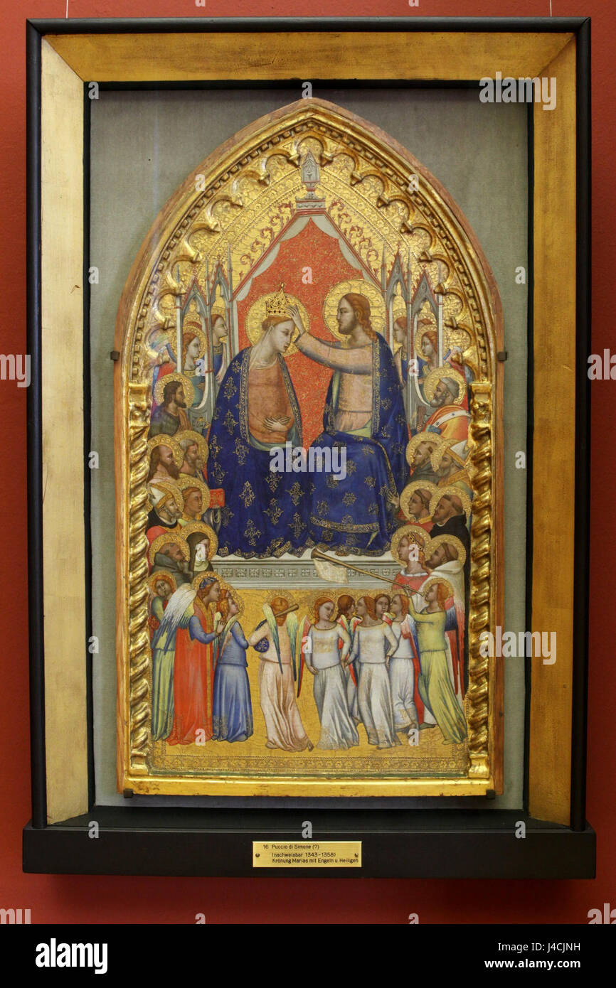 Puccio di Simoneâ€™s 'couronnement de la Vierge' (vers 1360) est une peinture religieuse conservée au Musée Lindenau à Altenburg. L'œuvre présente le couronnement de Virgin Maryâ€™, un thème commun dans le chrétien médiéval compris Banque D'Images