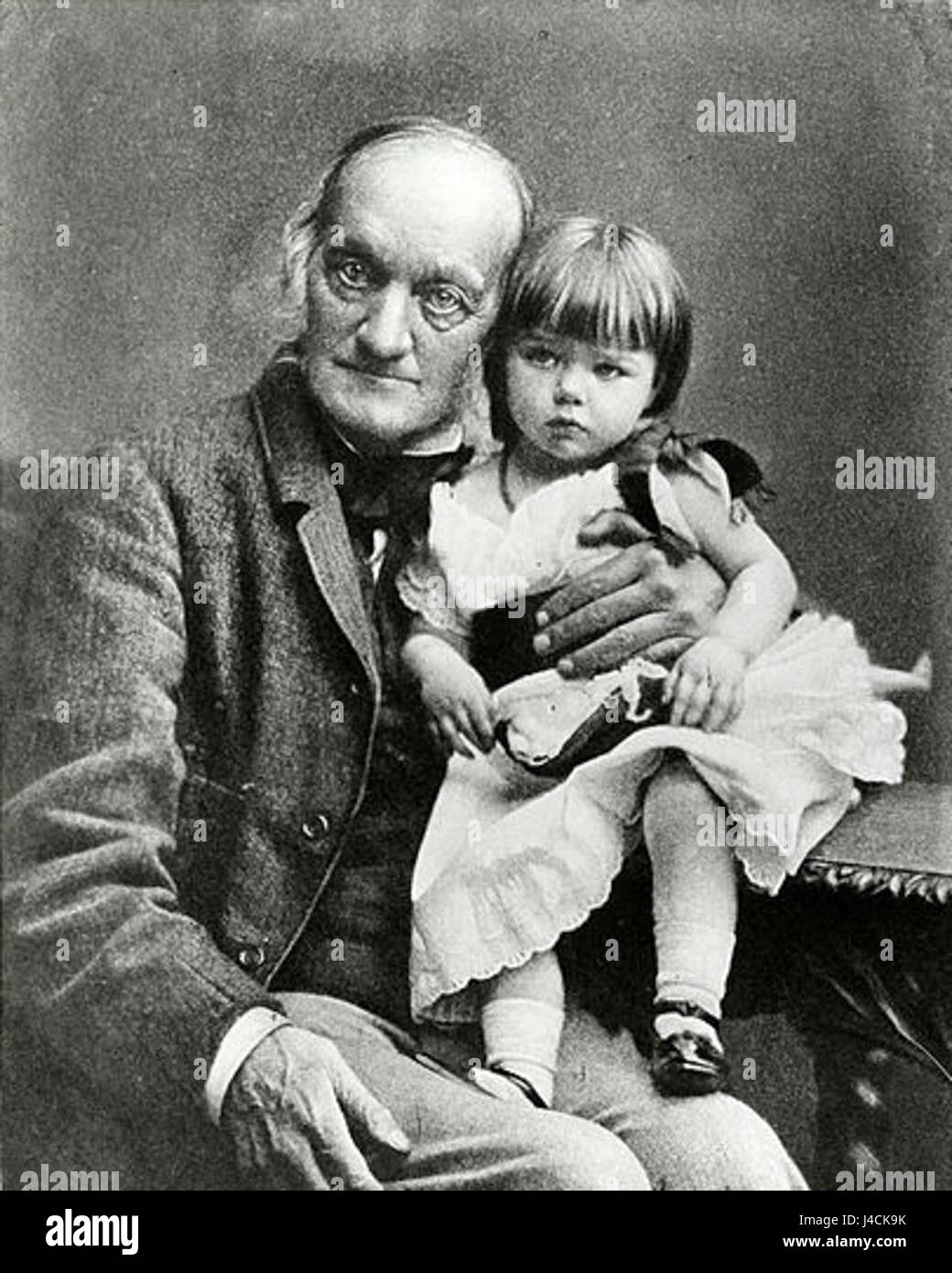 Richard Owen, un naturaliste britannique éminent, est représenté avec sa petite-fille. Owen est connu pour ses travaux pionniers dans le domaine de l'anatomie comparée et de la paléontologie. Banque D'Images