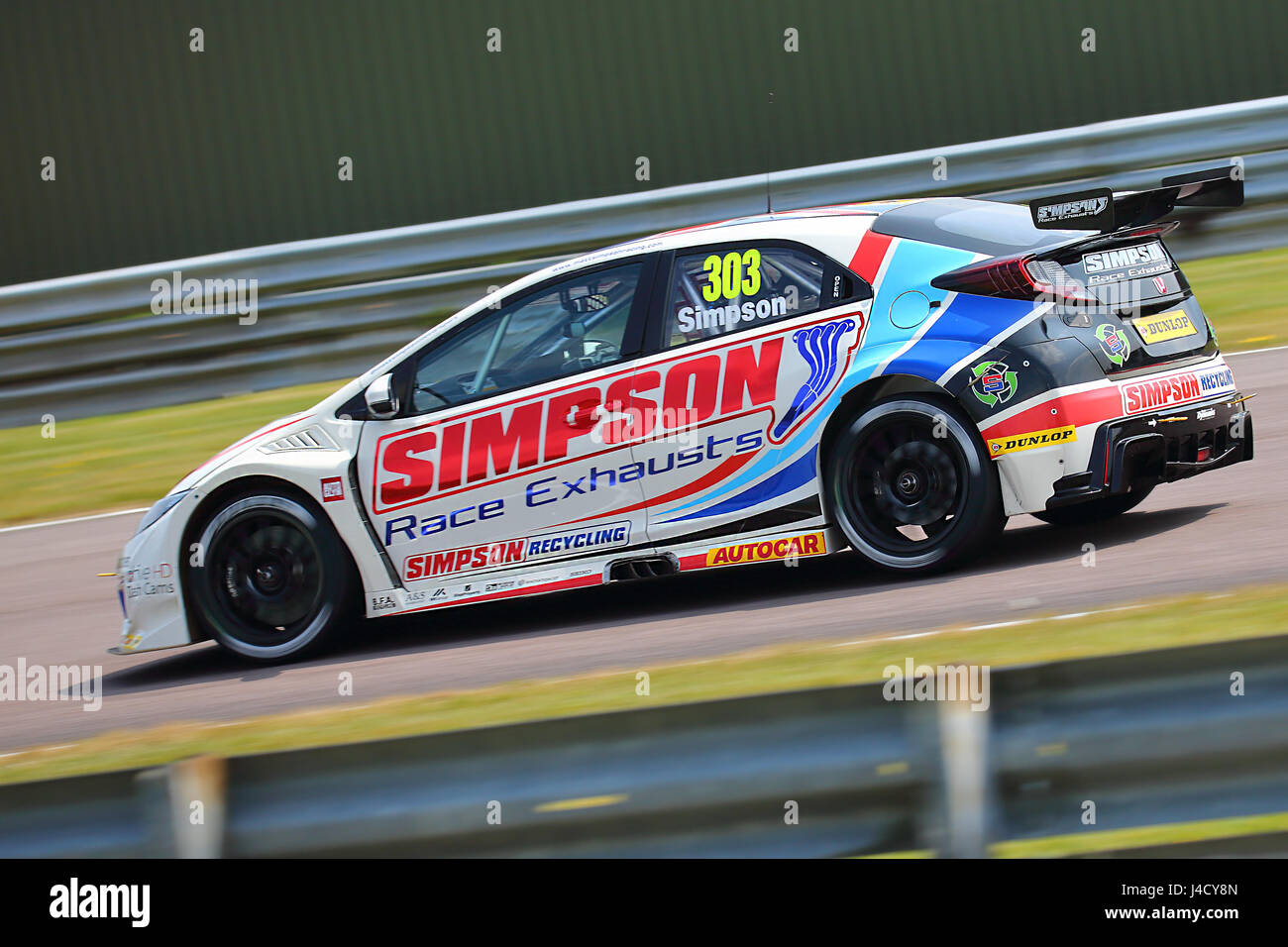 Matt simpson dans sa Honda civic type r au cours de la libre pratique de la Dunlop msa British Touring Car Championship 2017 à thruxton race course Banque D'Images