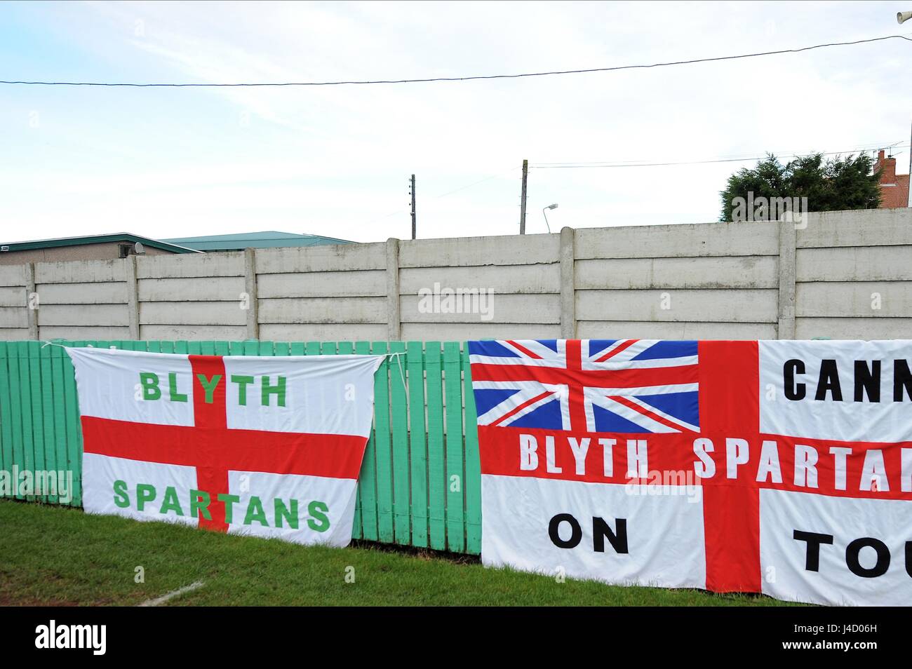 BYTH SPARTIATES ST GEORGE'S FLAG BLYTH SPARTANS V BIRMINGHAM CI CROFT PARK BLYTH ANGLETERRE 03 Janvier 2015 Banque D'Images