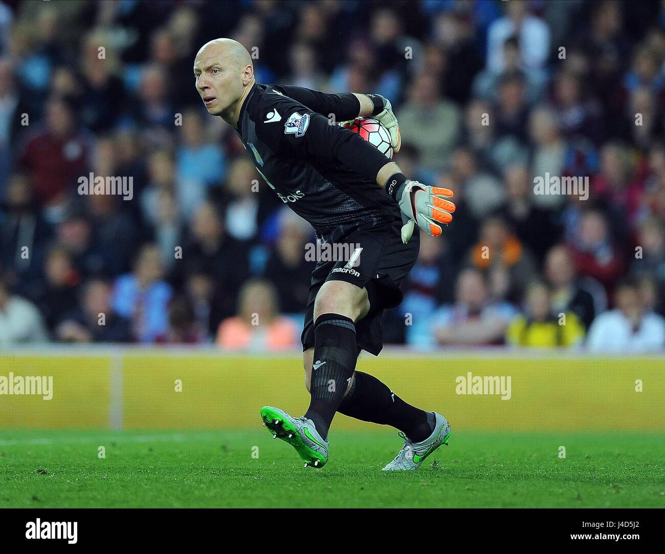 ASTON VILLA GARDIEN BRAD GU ASTON VILLA V MANCHESTER UNITE VILLA PARK BIRMINGHAM ENGLAND 14 Août 2015 Banque D'Images