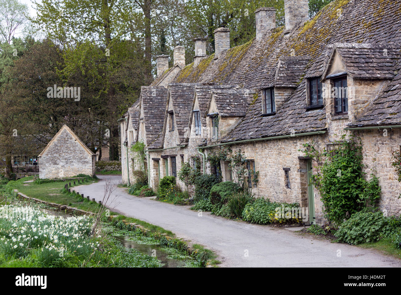Arlington Row, cottages en pierre de Cotswold, Bibury, Gloucestershire, England, UK Banque D'Images