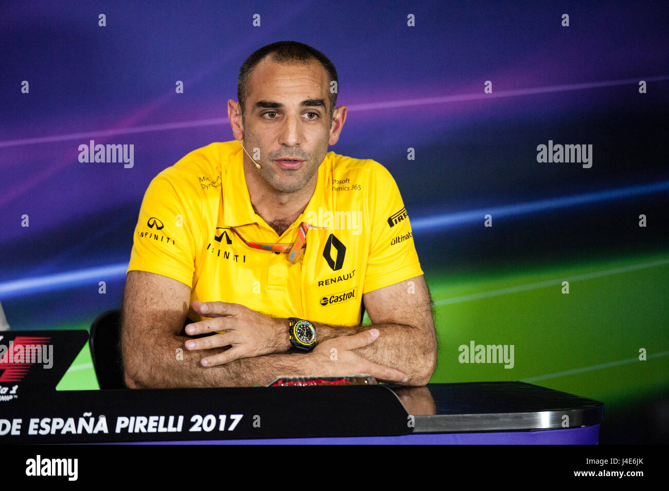 Barcelone, Espagne. 12 mai, 2017. Renault Sport Racing Directeur général Cyril Abiteboul parler avec la presse, au cours de la Formule Un Grand Prix d'Espagne sur le circuit de Catalunya. Crédit : Pablo Guillen/Alamy Live News Banque D'Images