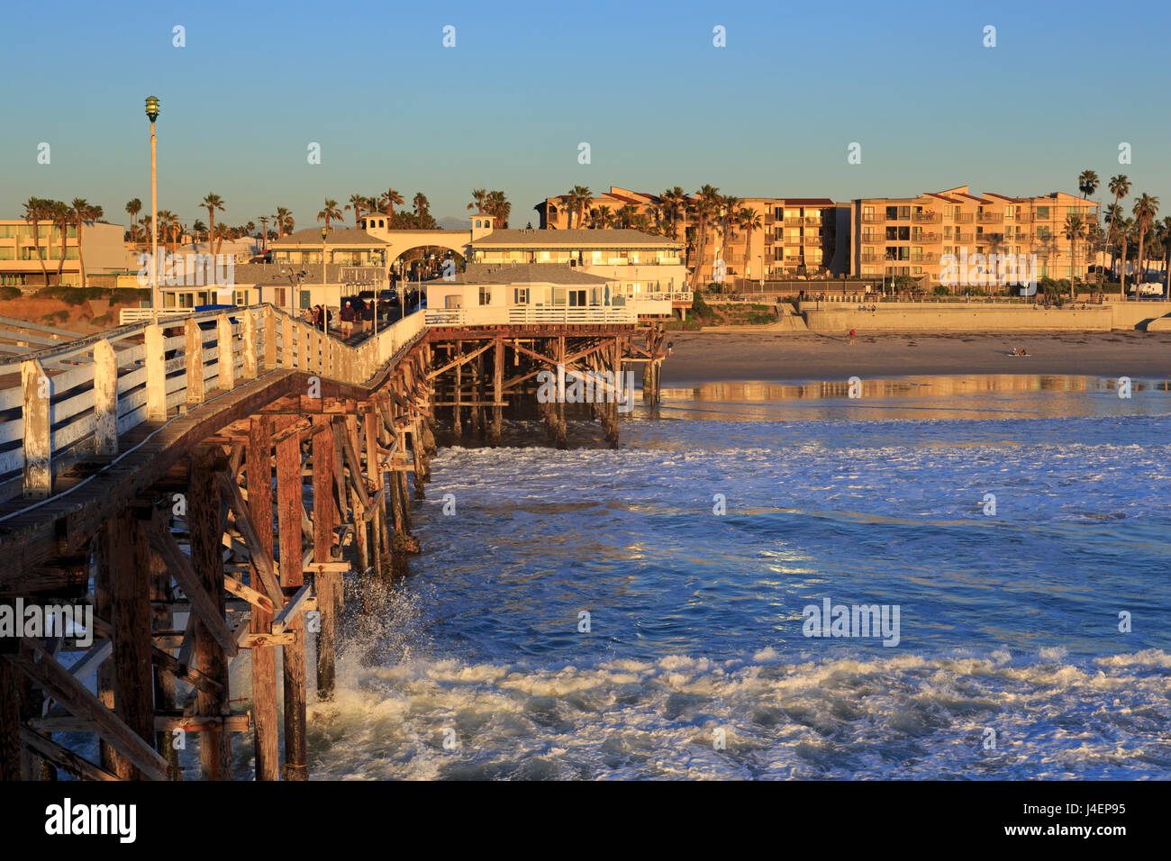 Crystal Pier, Pacific Beach, San Diego, Californie, États-Unis d'Amérique, Amérique du Nord Banque D'Images