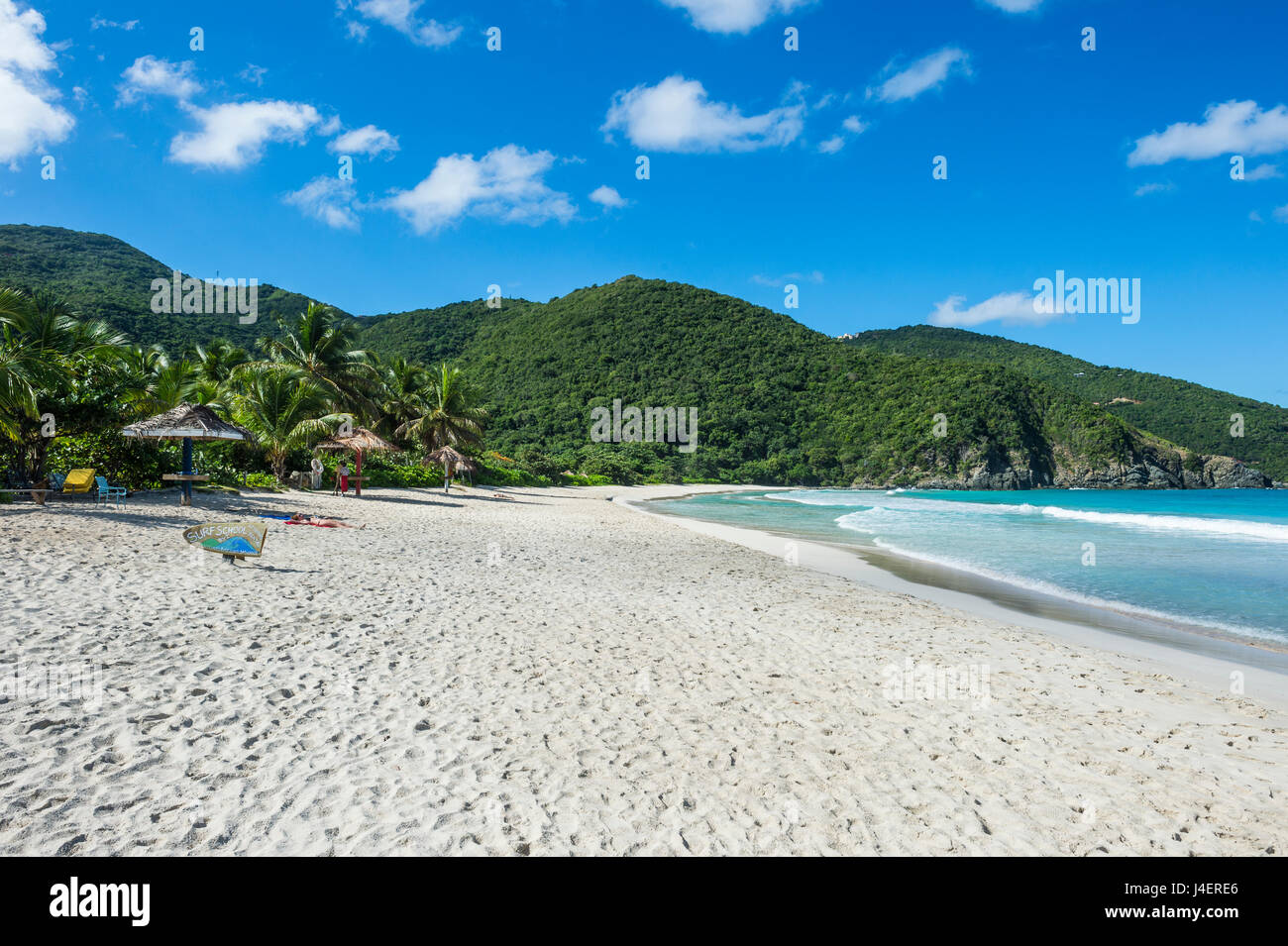 Plage de sable blanc sur la baie de Josias, Tortola, Îles Vierges britanniques, Antilles, Caraïbes, Amérique Centrale Banque D'Images