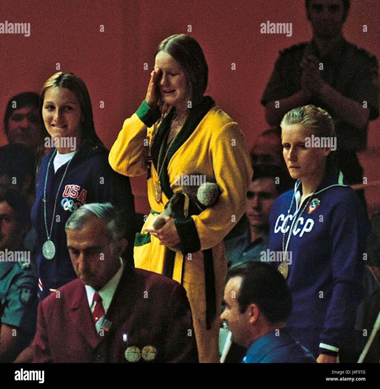 Cette photographie de 1972 montre Dana Schoenfield, Beverley Whitfield et Galina Prozumenshchikova, trois personnalités de leurs domaines respectifs, qui ont été actives dans divers secteurs culturels et académiques au cours des années 1970 Banque D'Images