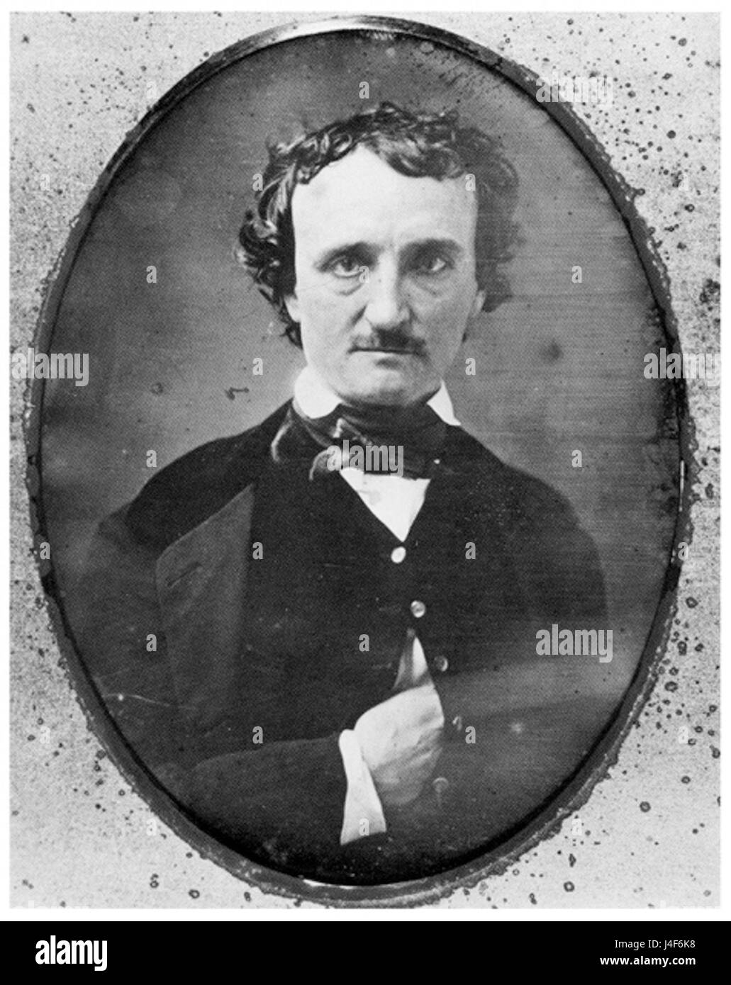 Portrait daguerréotype d'Edgar Allan Poe, pris en 1849 par Stella. Cette première image photographique capture le célèbre écrivain américain connu pour ses œuvres gothiques et sa poésie. Le procédé daguerréotype était une forme précoce de photographie qui était populaire au XIXe siècle. Banque D'Images