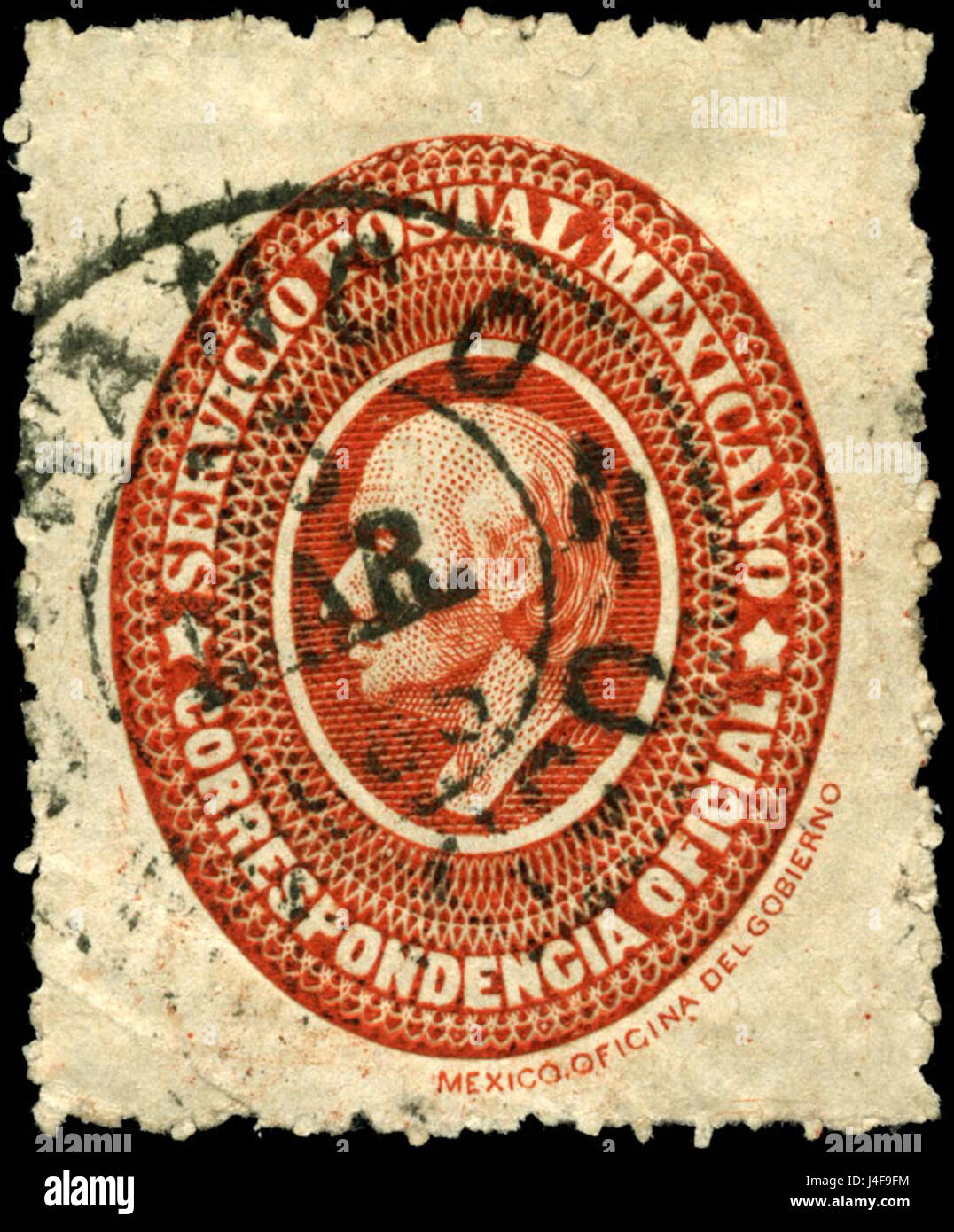 Ce timbre, émis au Mexique en 1884, est un timbre rouge officiel qui a été utilisé pour la correspondance gouvernementale, mettant en valeur le design et l'histoire postale de l'époque. Banque D'Images