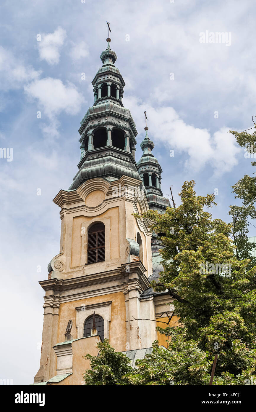 Le clocher de l'église des Franciscains. Poznan. Pologne Banque D'Images