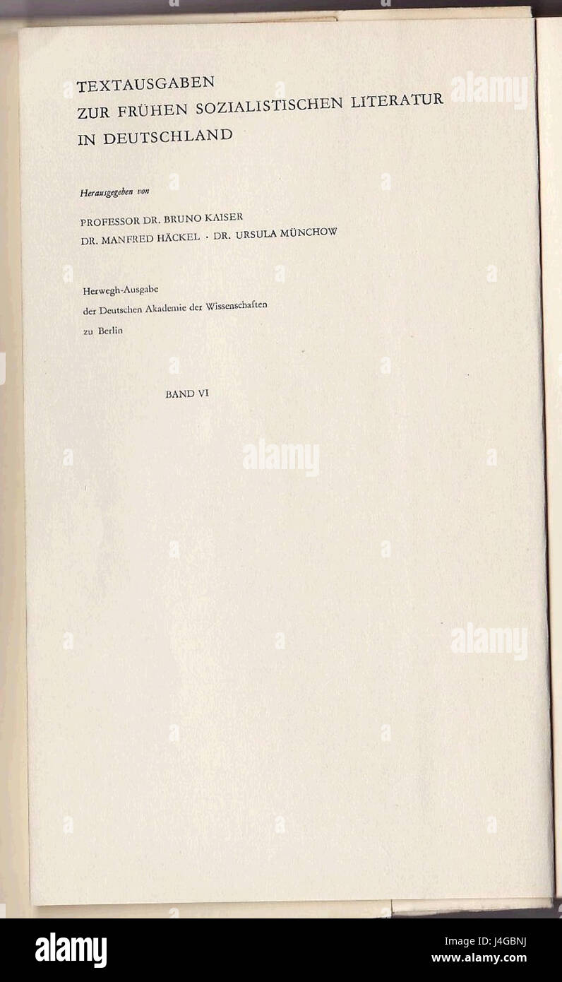 Gedichte v 02 de Rudolf lavant (poèmes volume 2) est un recueil d'œuvres littéraires reflétant son style, ses thèmes et ses contributions à la poésie germanophone, mettant en valeur sa voix unique et son expression poétique. Banque D'Images