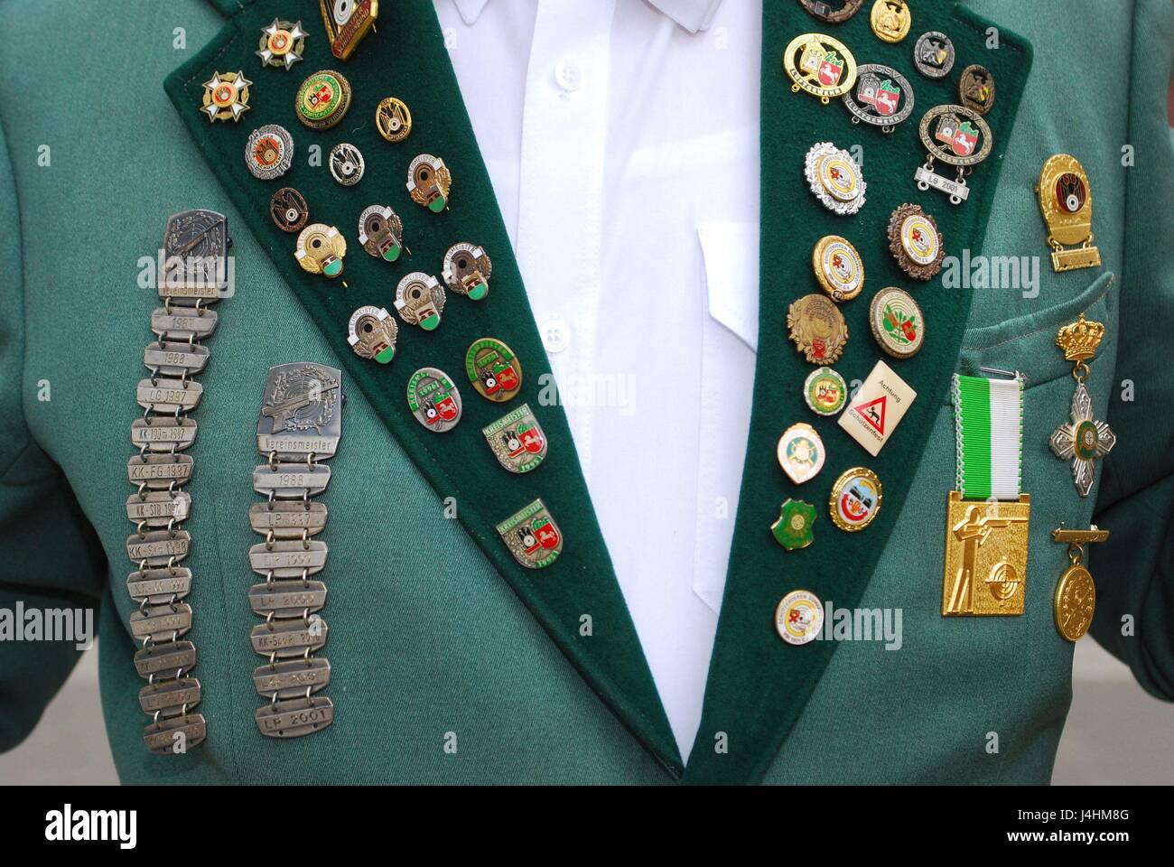 Ma vitrine de décorations et badges allemands MàJ du 20/10/23