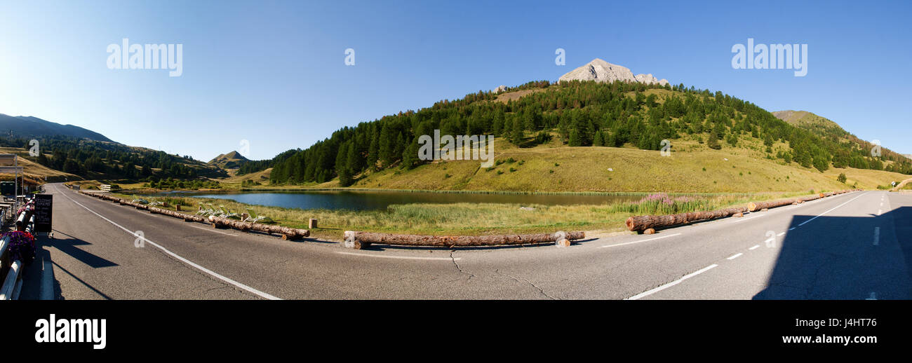 Col de Vars, France : col et les montagnes environnantes Banque D'Images