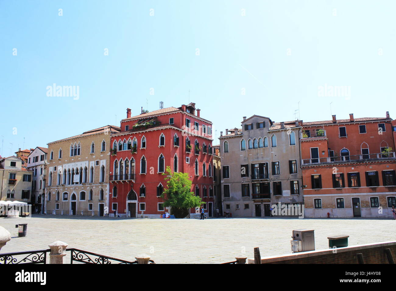 Place vénitienne Campo S.Anzolo à Venise, Italie Banque D'Images