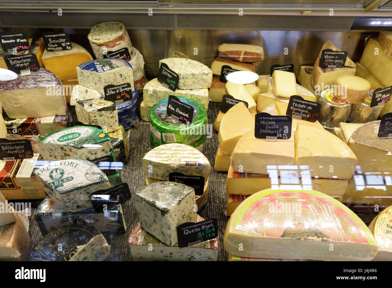Les fromages de spécialité au Marché Atwater, Montréal, Québec, Canada Banque D'Images