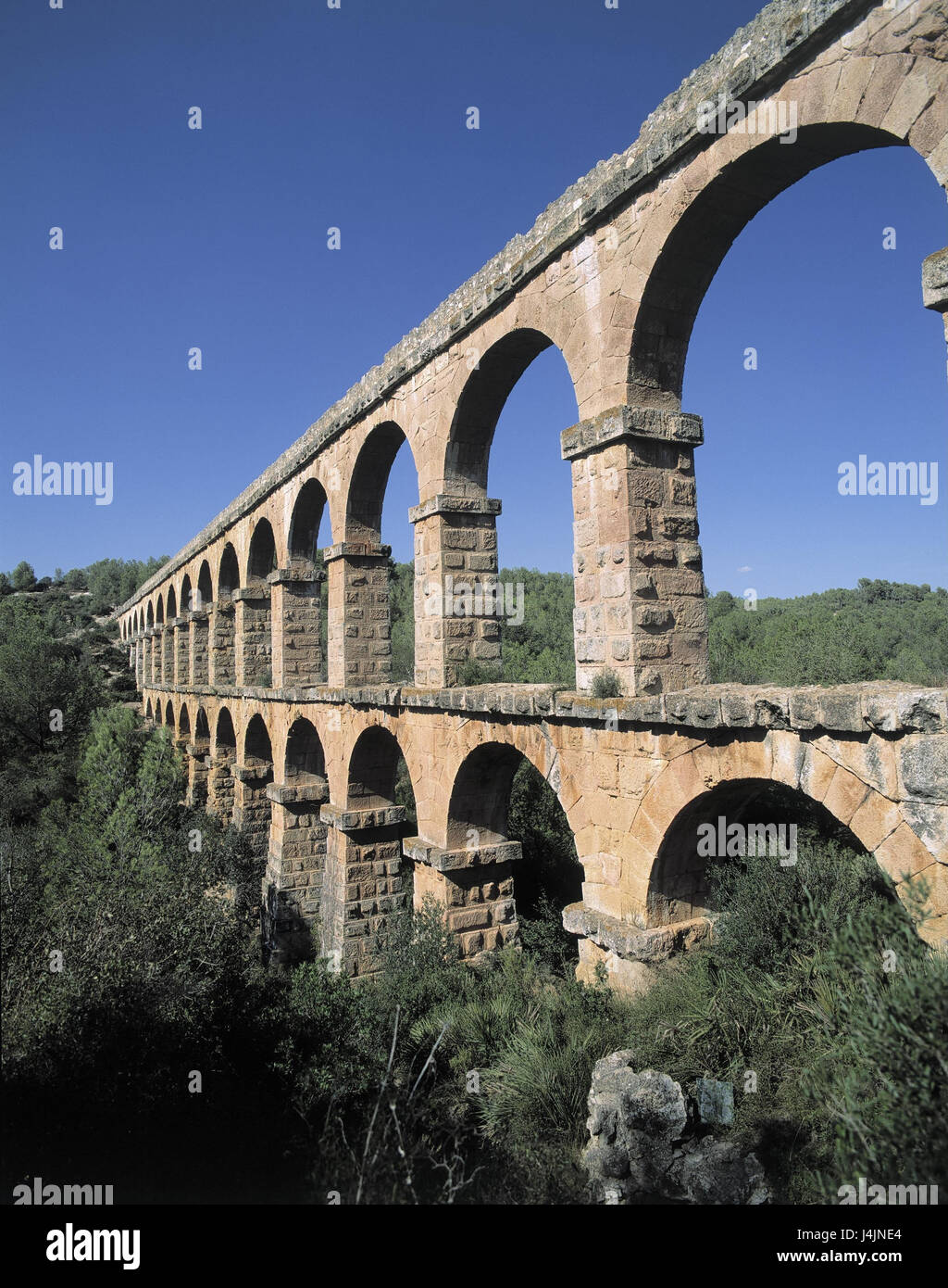 L'Espagne, Tarragone, aqueduc romain à l'extérieur, la structure, Roman, historiquement, l'archéologie, la structure en pierre pont, opus-like, conduite d'eau, antique, point d'intérêt, l'héritage culturel mondial de l'UNESCO Banque D'Images